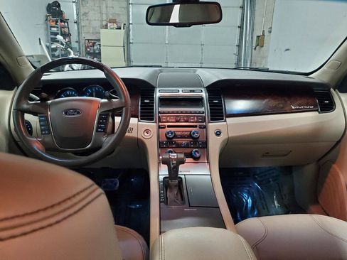 Used 2012 Ford Taurus Limited image 11
