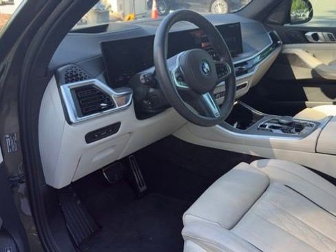 Used 2026 BMW X5 xDrive50e w/ M Sport Package AWD/4WD image 15