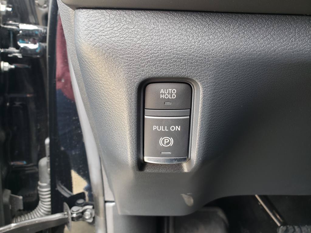 Certified 2025 Nissan Armada PRO-4X w/ Pro-4X Premium Package AWD/4WD image 32