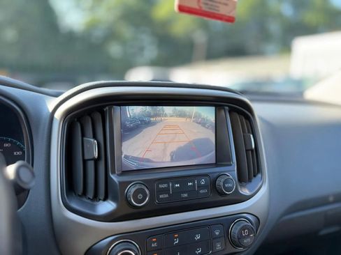 Used 2016 Chevrolet Colorado Z71 AWD/4WD image 17
