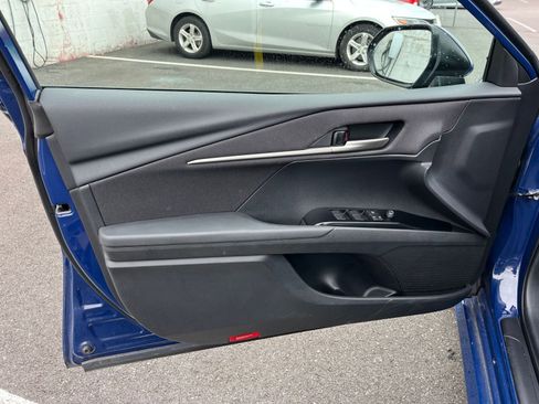 Used 2025 Toyota Camry LE image 21