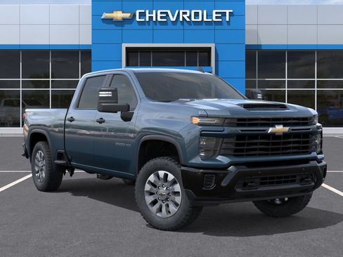 New 2026 Chevrolet Silverado 2500 Custom w/ Custom Value Package AWD/4WD image 7