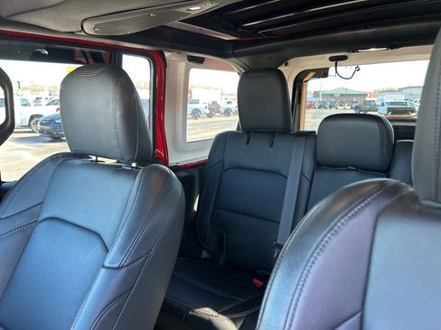 Used 2024 Jeep Wrangler Sahara w/ Safety Group image 11
