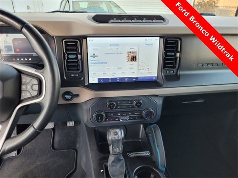 Used 2022 Ford Bronco Wildtrak image 18