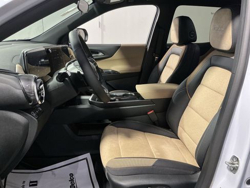 New 2026 Chevrolet Equinox ACTIV w/ Convenience Package III AWD/4WD image 14