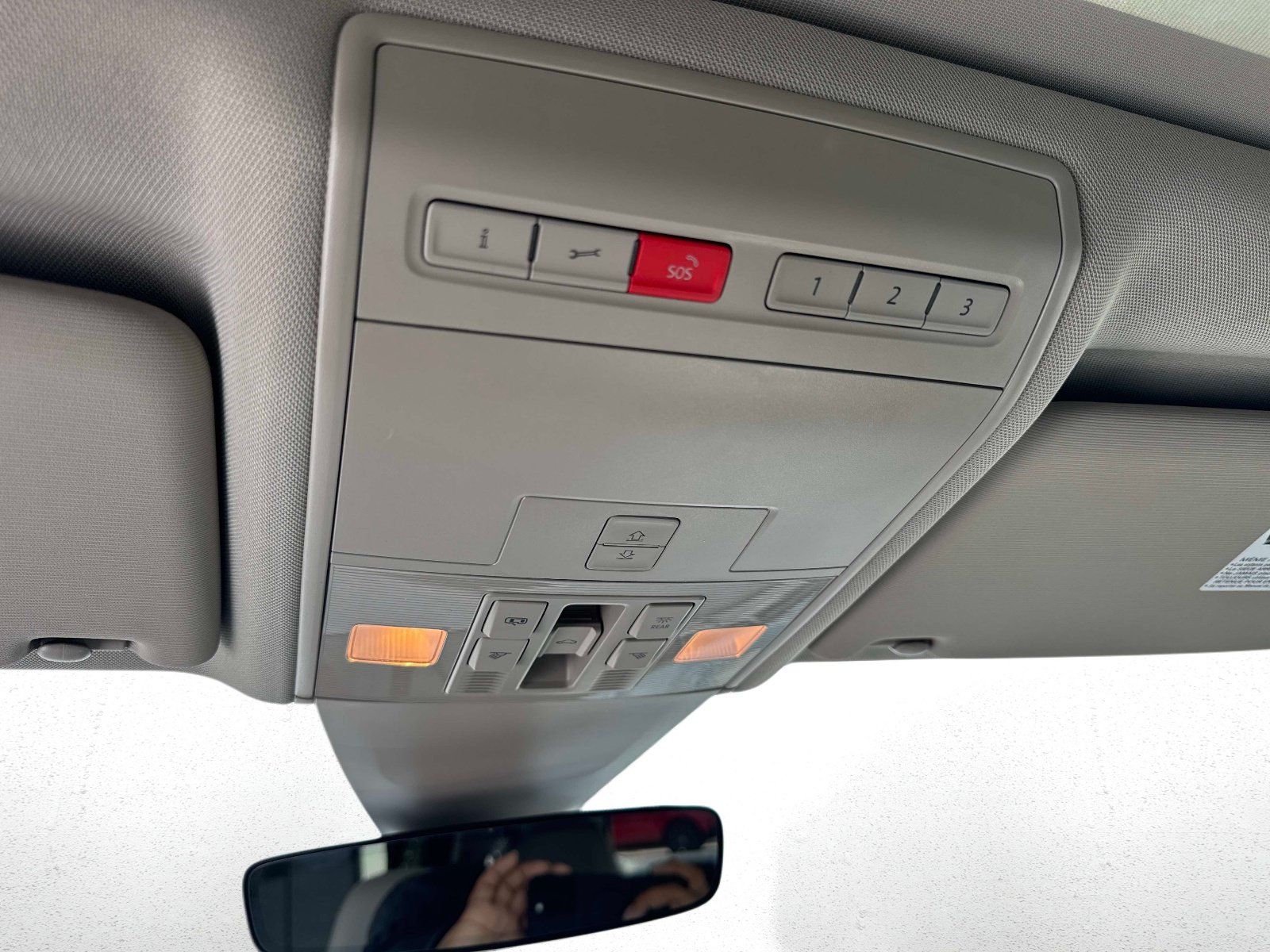 Used 2019 Volkswagen Atlas SEL FWD image 29