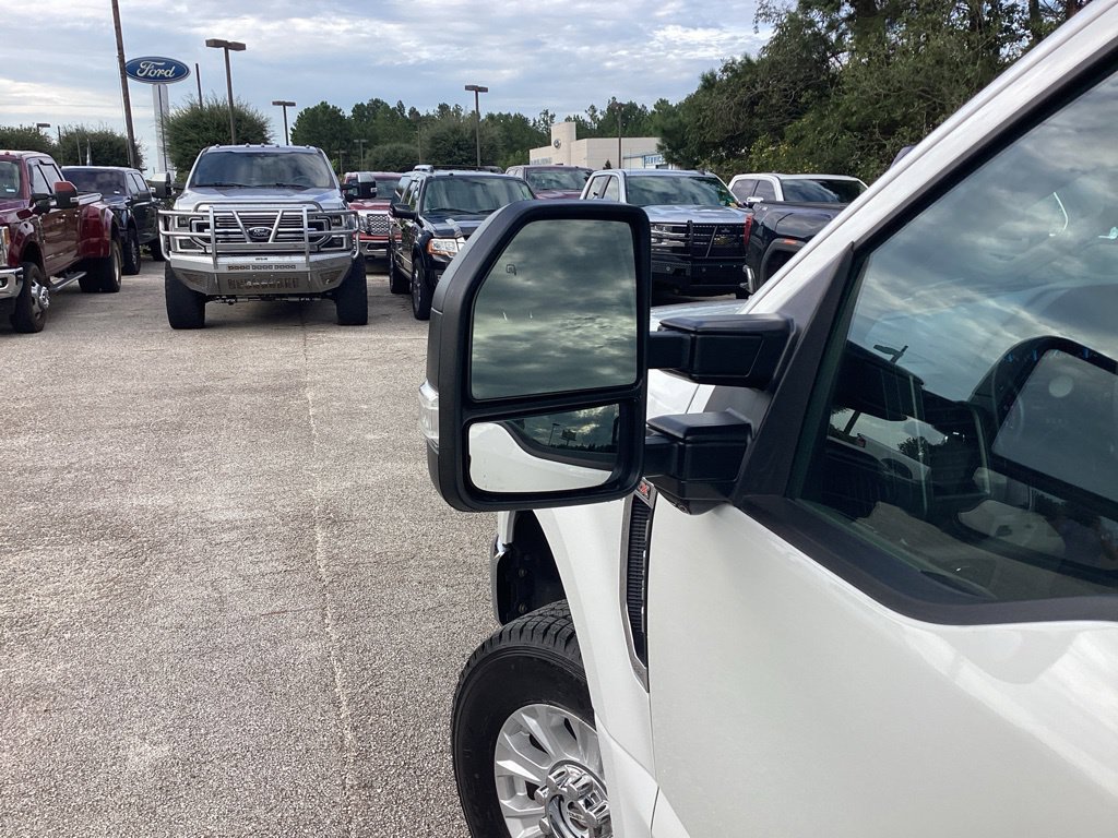 Used 2020 Ford F250 XL w/ STX Appearance Package AWD/4WD image 30