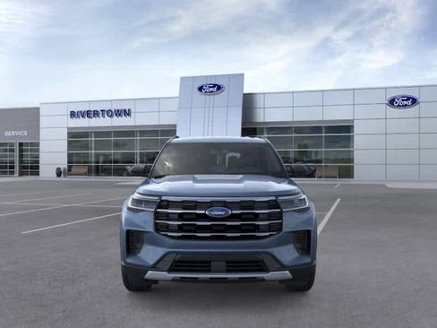 New 2026 Ford Explorer Active RWD image 6