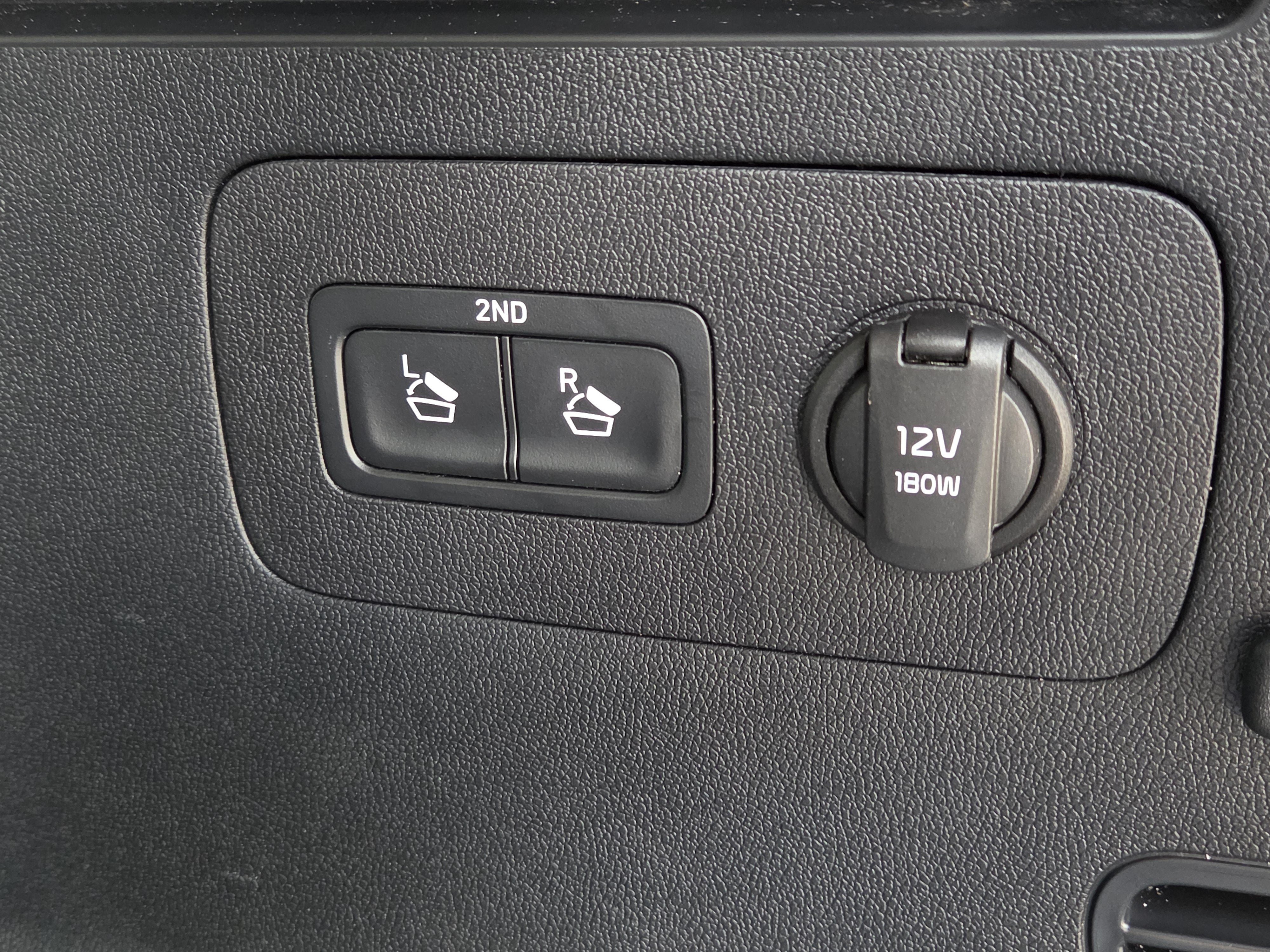 Used 2023 Kia Sorento S w/ Panoramic Sunroof Package FWD image 10