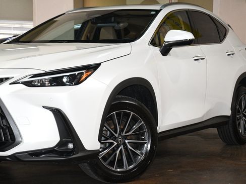 Used 2025 Lexus NX 350h AWD w/ Cold Area Package image 54