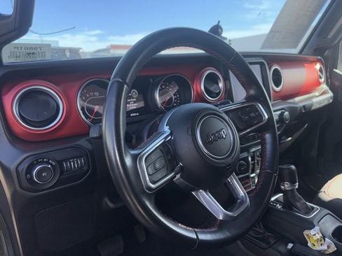 Used 2022 Jeep Wrangler Unlimited Rubicon image 10