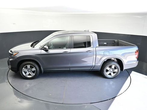Certified 2024 Honda Ridgeline RTL image 33