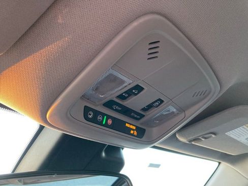 Used 2024 Chevrolet Malibu LT image 30