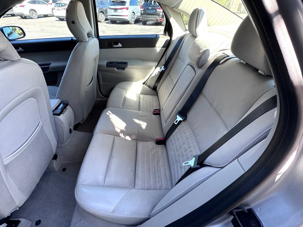 Used 2008 Volvo S40 2.4i FWD image 33
