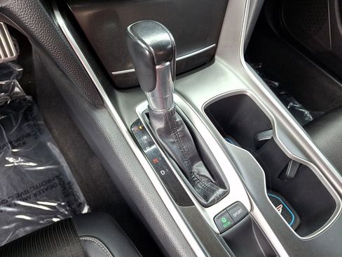 Used 2018 Honda Accord Sport image 15