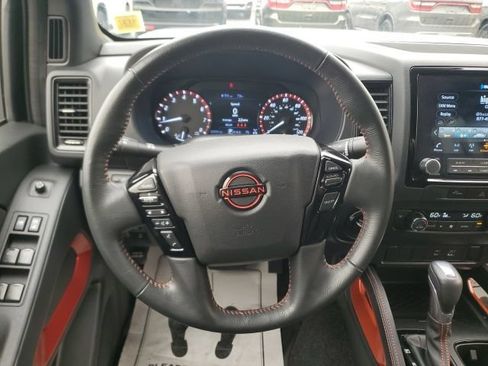 Used 2024 Nissan Frontier PRO-4X w/ Off-Road Protection Package AWD/4WD image 18