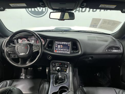 Used 2018 Dodge Challenger R/T Scat Pack RWD image 17