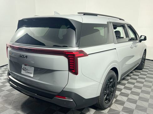New 2026 Kia Carnival SX Prestige FWD image 3