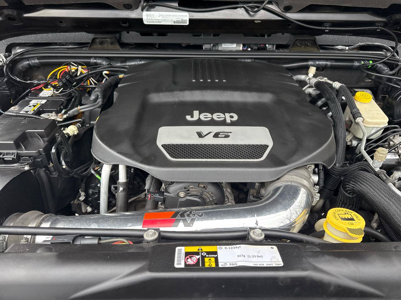 Used 2016 Jeep Wrangler Unlimited Rubicon AWD/4WD image 26
