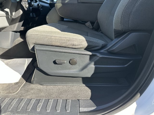 Used 2025 Ford F350 XLT AWD/4WD image 23