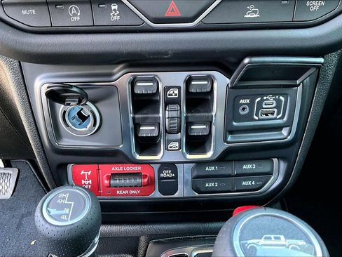 New 2026 Jeep Gladiator Mojave AWD/4WD image 17