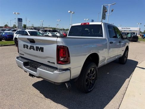 New 2026 RAM 2500 Big Horn AWD/4WD image 4