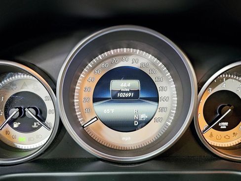 Used 2015 Mercedes-Benz E 400 Sedan image 13