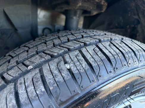 Used 2021 Nissan Rogue Sport SV image 36