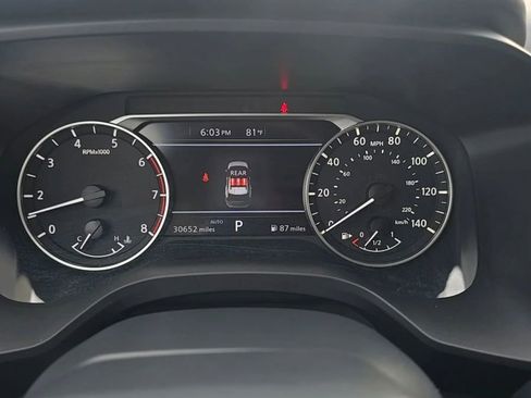 Used 2025 Nissan Rogue SV image 8