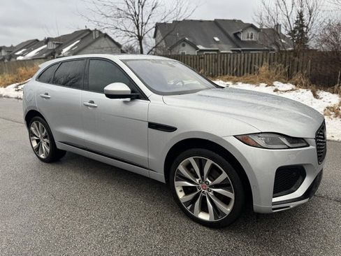 Certified 2021 Jaguar F-PACE R-Dynamic S image 4