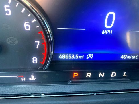 Used 2021 Ford Explorer XLT w/ Equipment Group 202A image 17