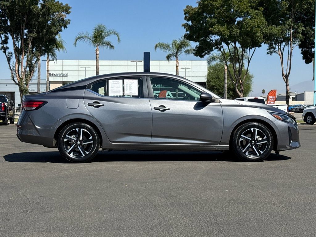 Used 2024 Nissan Sentra SV FWD image 6