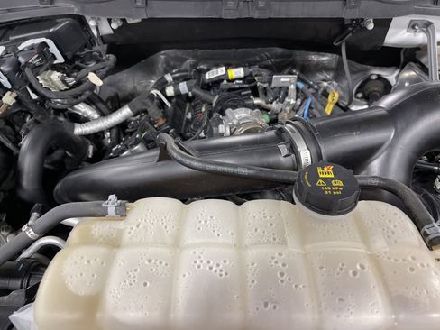 Used 2022 Ford F150 Lariat w/ Equipment Group 501A Mid image 17