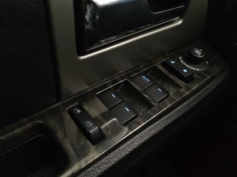 Used 2017 Ford Expedition Limited AWD/4WD image 27