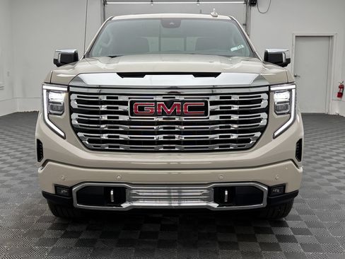 New 2026 GMC Sierra 1500 Denali AWD/4WD image 16