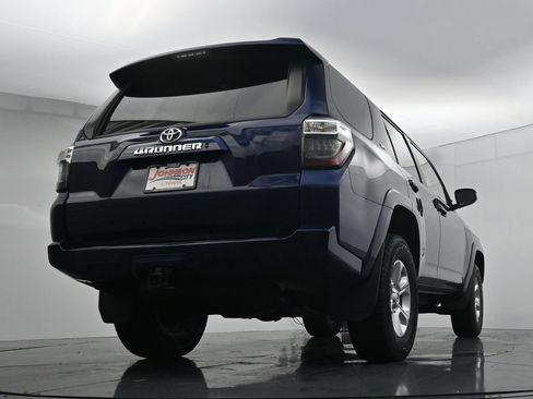 Used 2024 Toyota 4Runner SR5 AWD/4WD image 36
