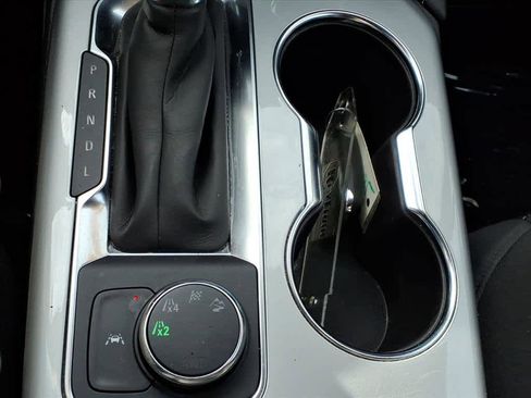 Used 2025 Chevrolet Blazer LT image 47