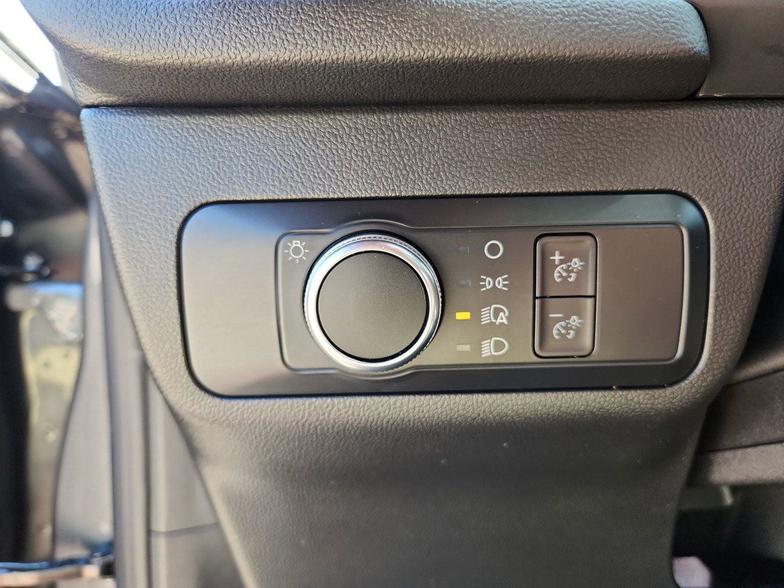 Used 2022 Ford Escape S AWD/4WD image 18