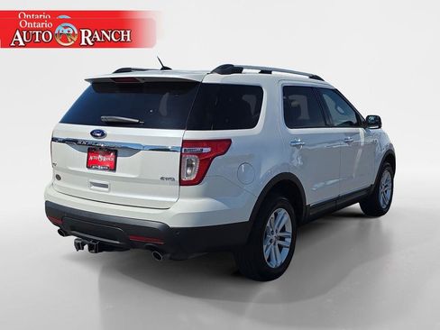 Used 2015 Ford Explorer XLT w/ Equipment Group 202A AWD/4WD image 5