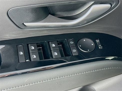 New 2025 Hyundai Santa Cruz Limited image 19