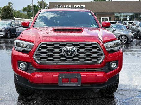 Used 2023 Toyota Tacoma TRD Sport w/ Technology Package AWD/4WD image 2