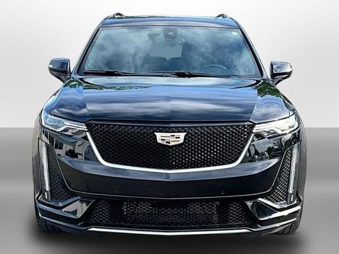 Used 2021 Cadillac XT6 Sport AWD/4WD image 2