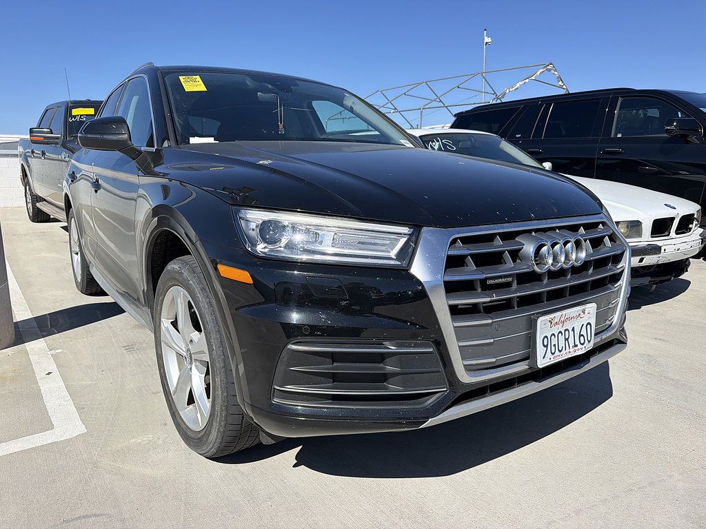 Used 2020 Audi Q5 2.0T Premium w/ Convenience Package AWD/4WD image 3
