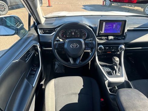 Used 2023 Toyota RAV4 LE AWD/4WD image 12