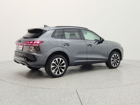 New 2026 Audi Q3 quattro 2.0T AWD/4WD image 5