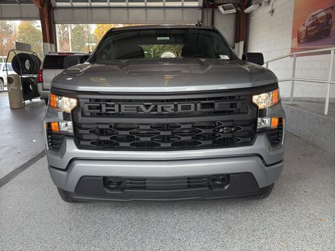 New 2026 Chevrolet Silverado 1500 Custom image 2
