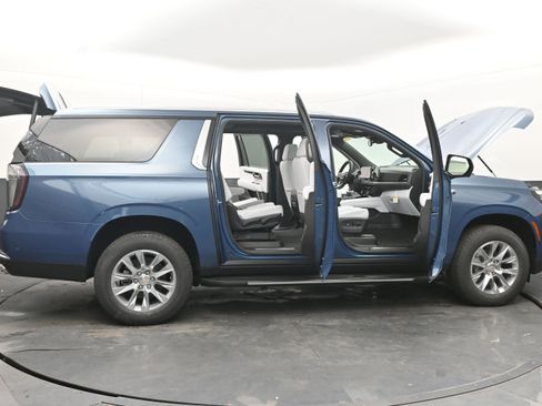 New 2026 Chevrolet Suburban Premier w/ Sun And Tow Package image 50