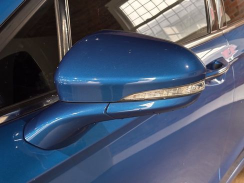 Used 2020 Ford Fusion SEL image 15