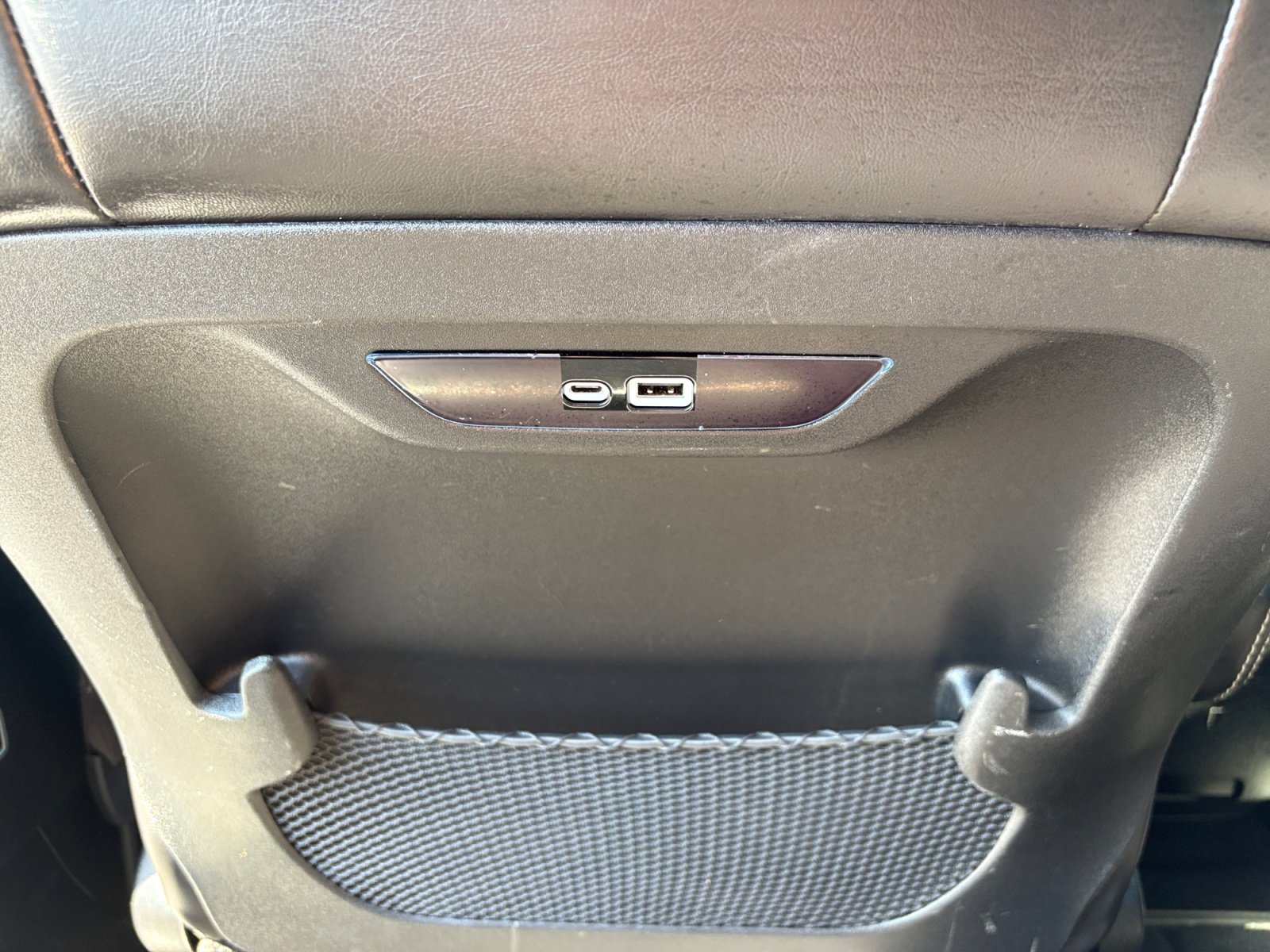 Used 2026 Chrysler Pacifica Limited FWD image 22