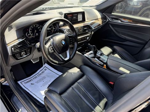Used 2018 BMW 540i w/ Premium Package RWD image 16
